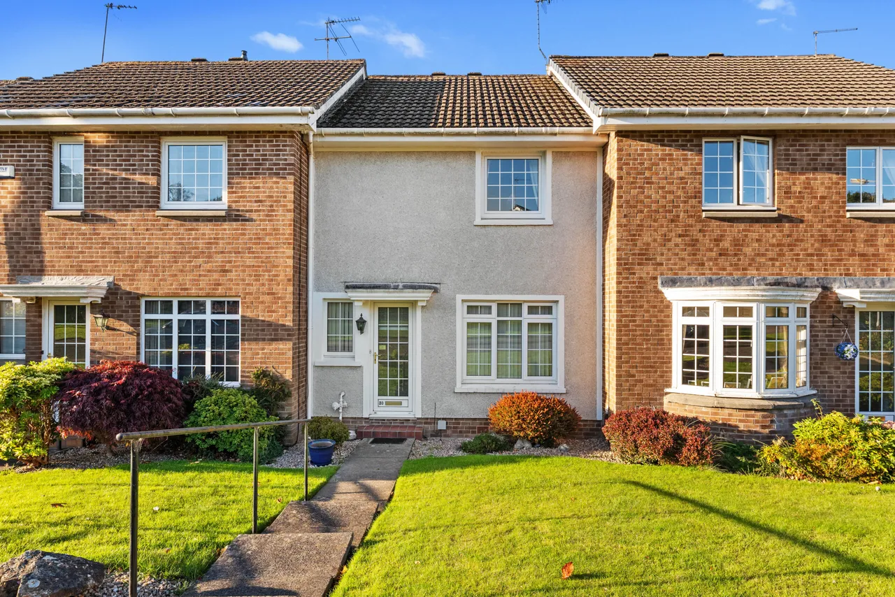 2 bed house for sale, Strathview Park, Glasgow