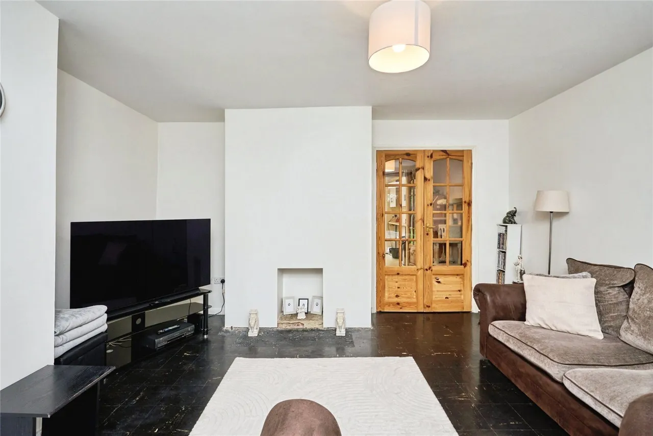 Nodes Road, Cowes, PO31, photo 6