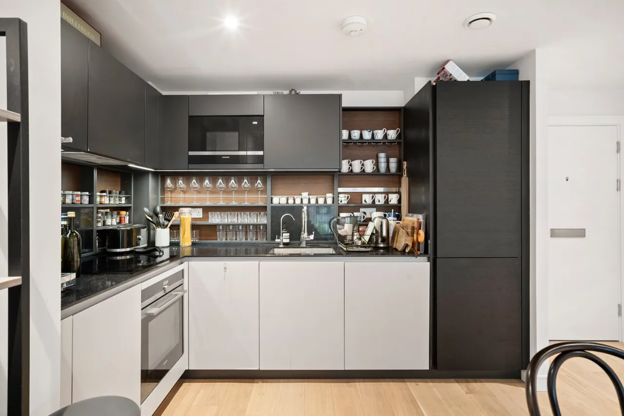 Lockgate Road, SW6, photo 3