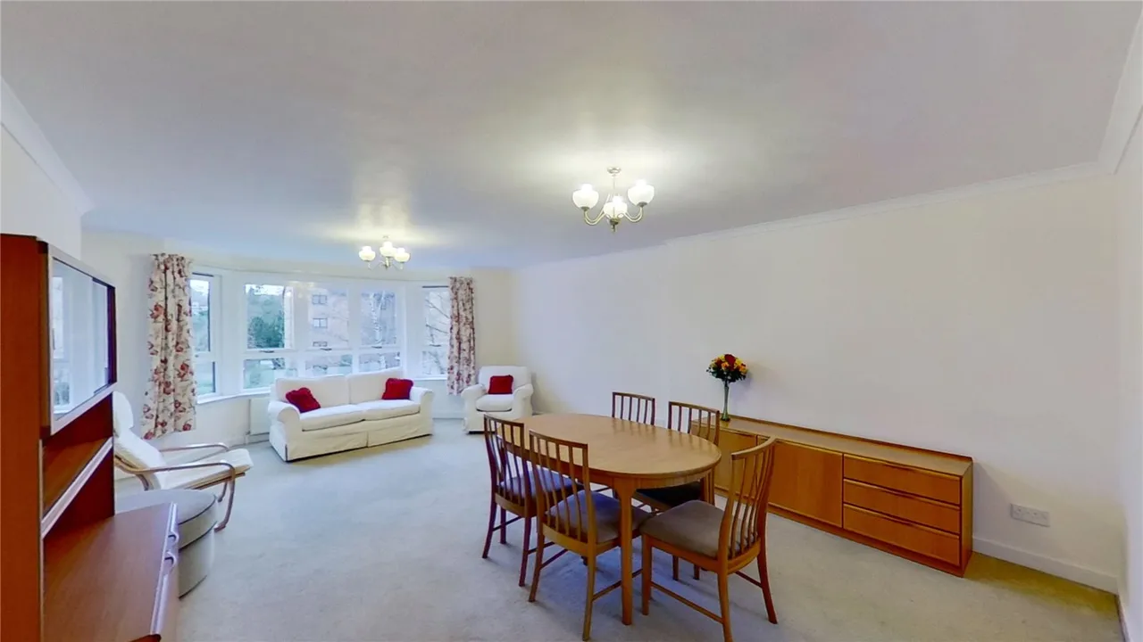 3 bed flat to rent, Craigend Park, Edinburgh, EH16
