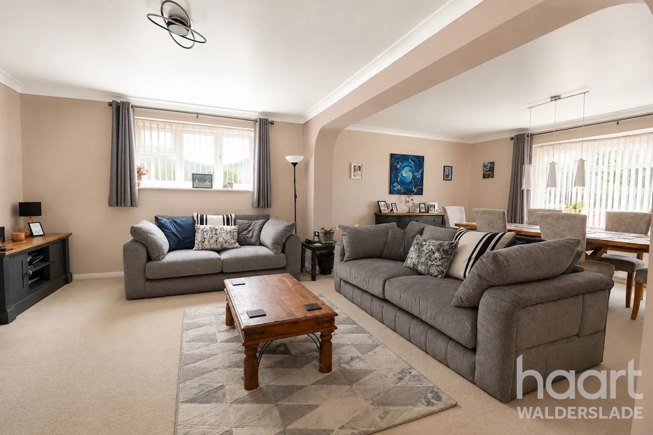 Tunbury Avenue, Chatham, ME5, photo 2
