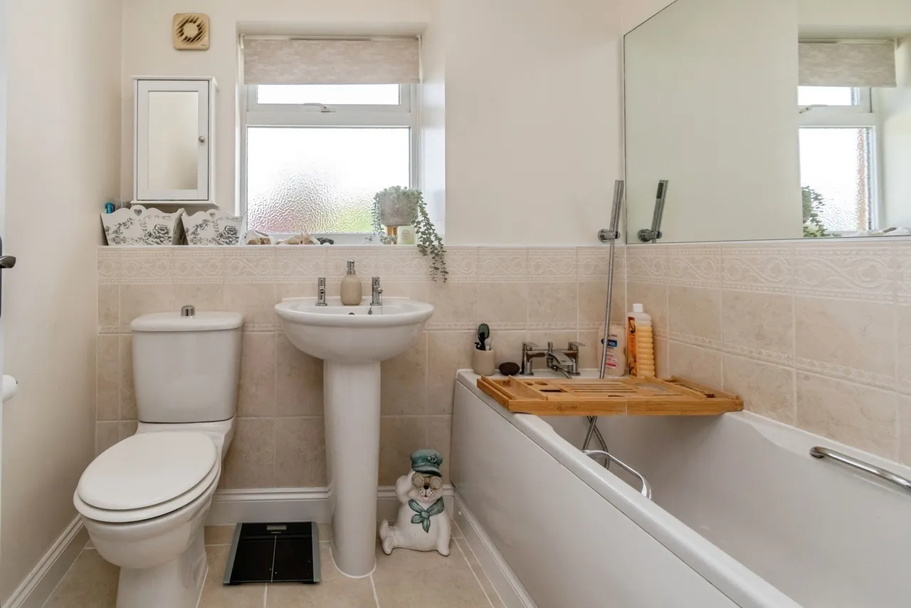 Horseshoe Drive, Cannock, Staffordshire, WS12, photo 16