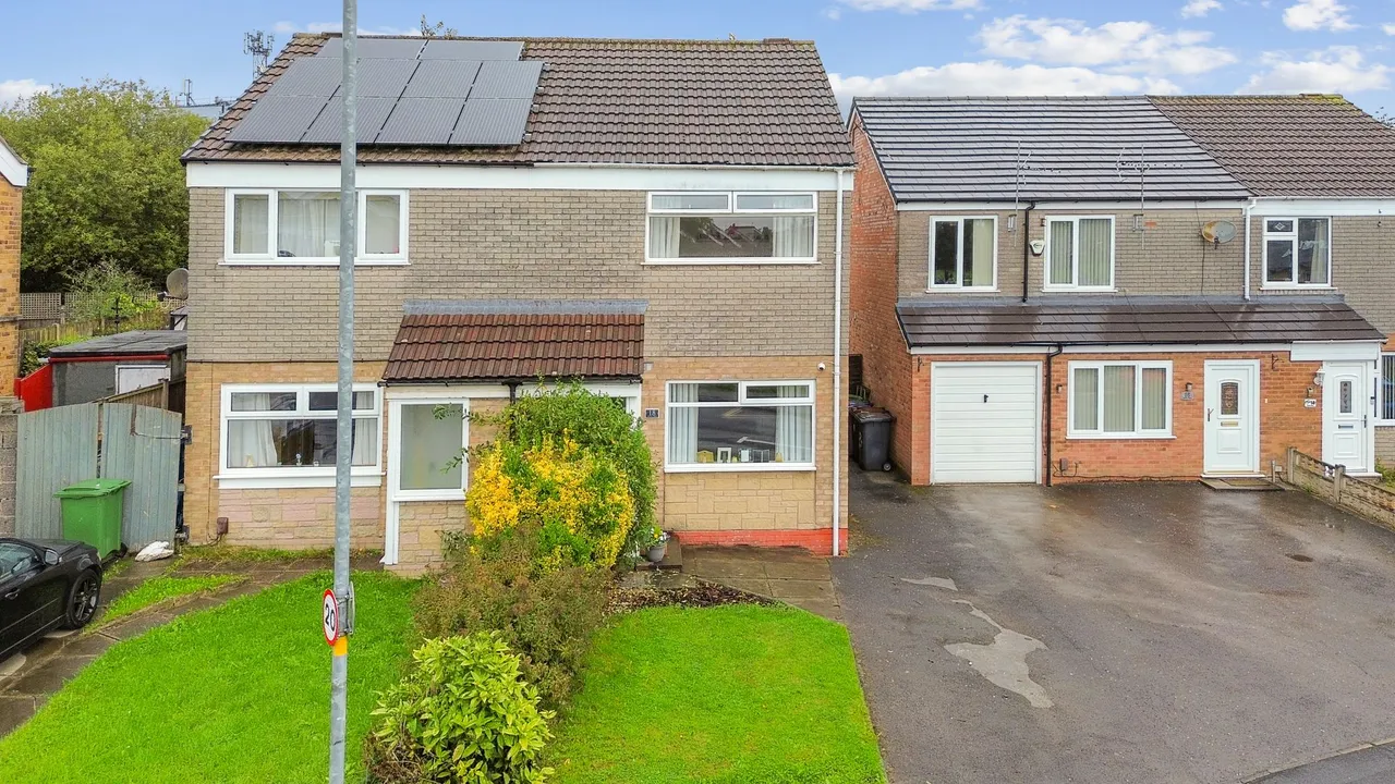 3 bed house for sale — Hodnet Drive, Ashton-In-Makerfield, Wigan, Wigan, WN4 8PQ