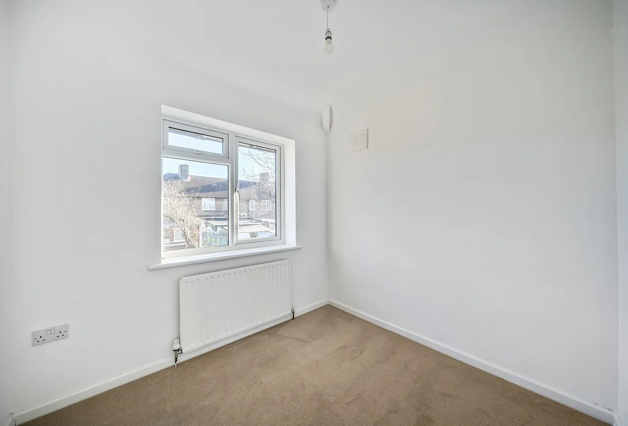 Neath Gardens, Morden, SM4 6JN, photo 16