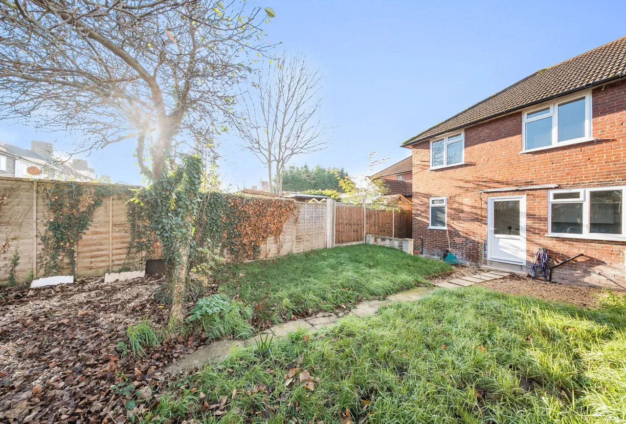 Neath Gardens, Morden, SM4 6JN, photo 30