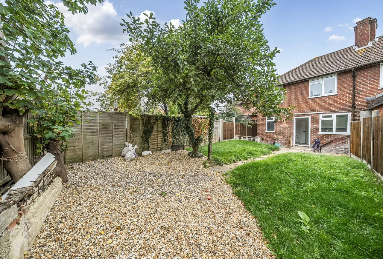 Neath Gardens, Morden, SM4 6JN, photo 7