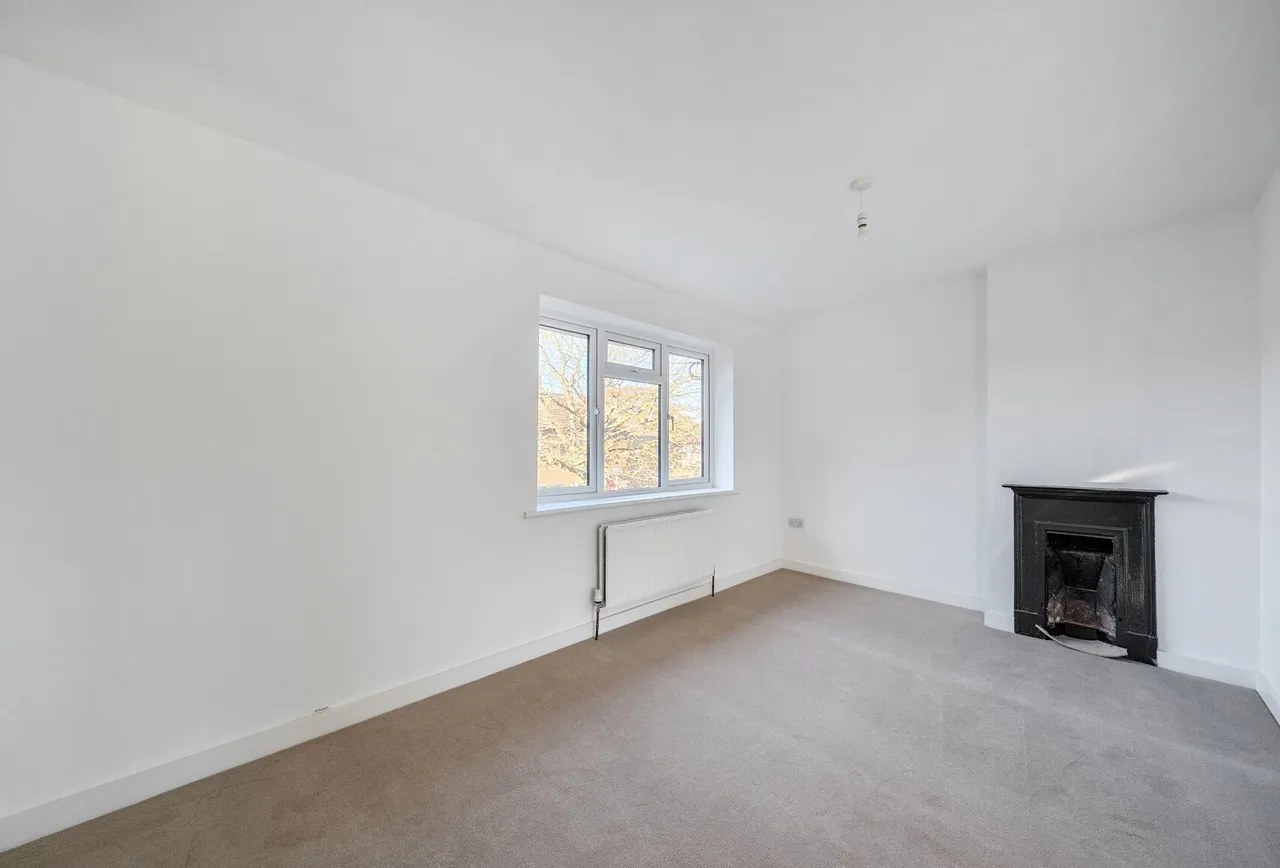 Neath Gardens, Morden, SM4 6JN, photo 5