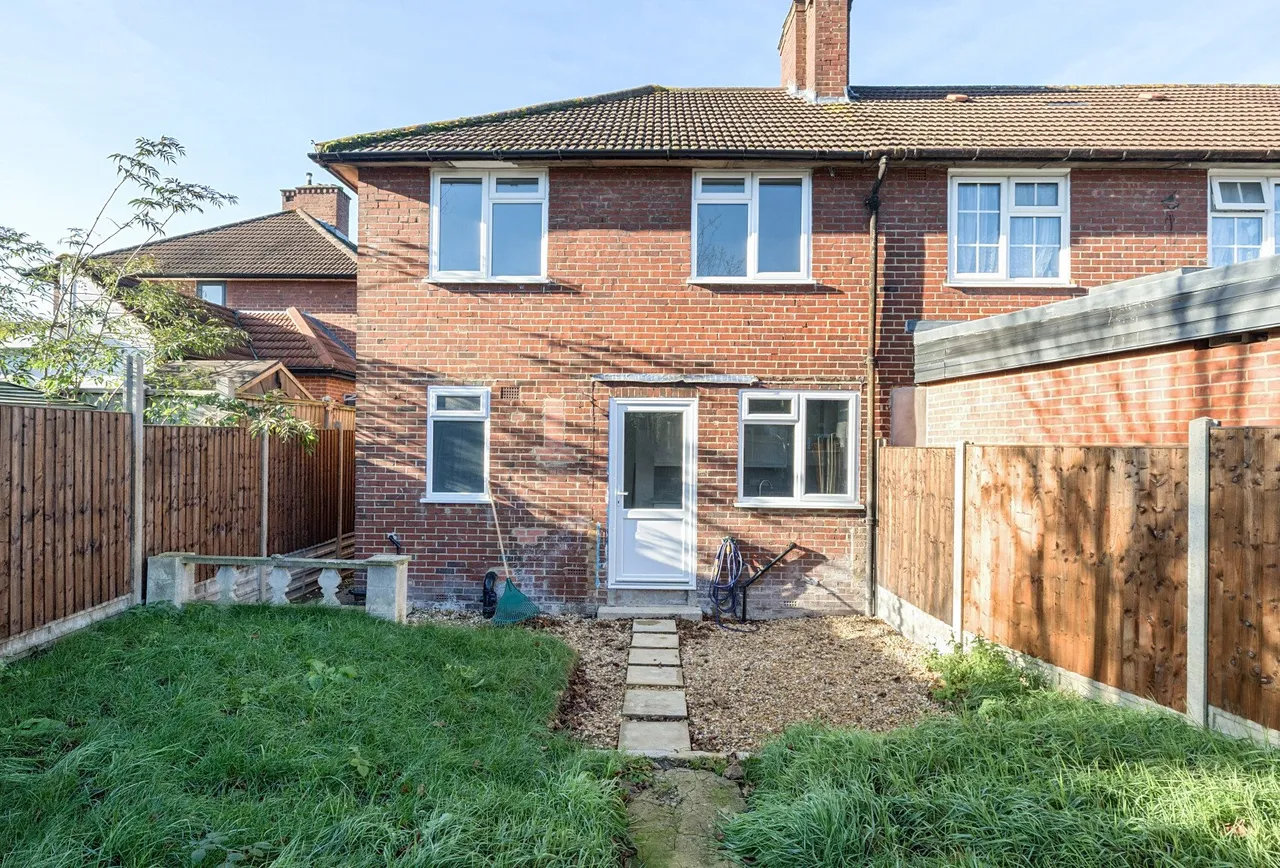 Neath Gardens, Morden, SM4 6JN, photo 24