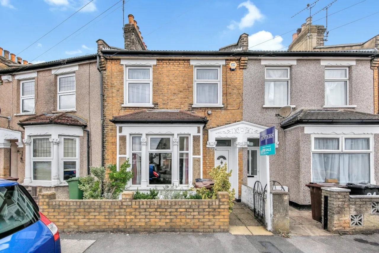 2 bed house for sale — Eustace Road, Chadwell Heath, RM6