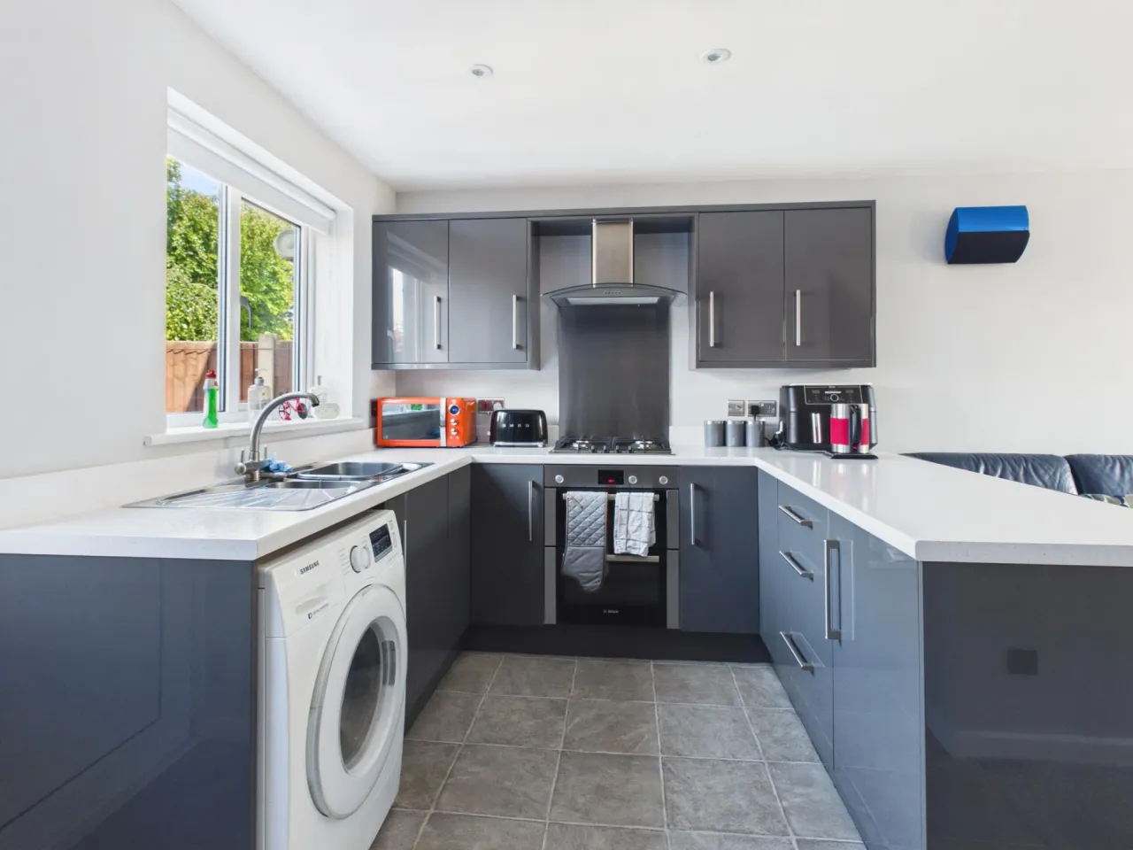 St Matthews Close, Crewe, photo 6