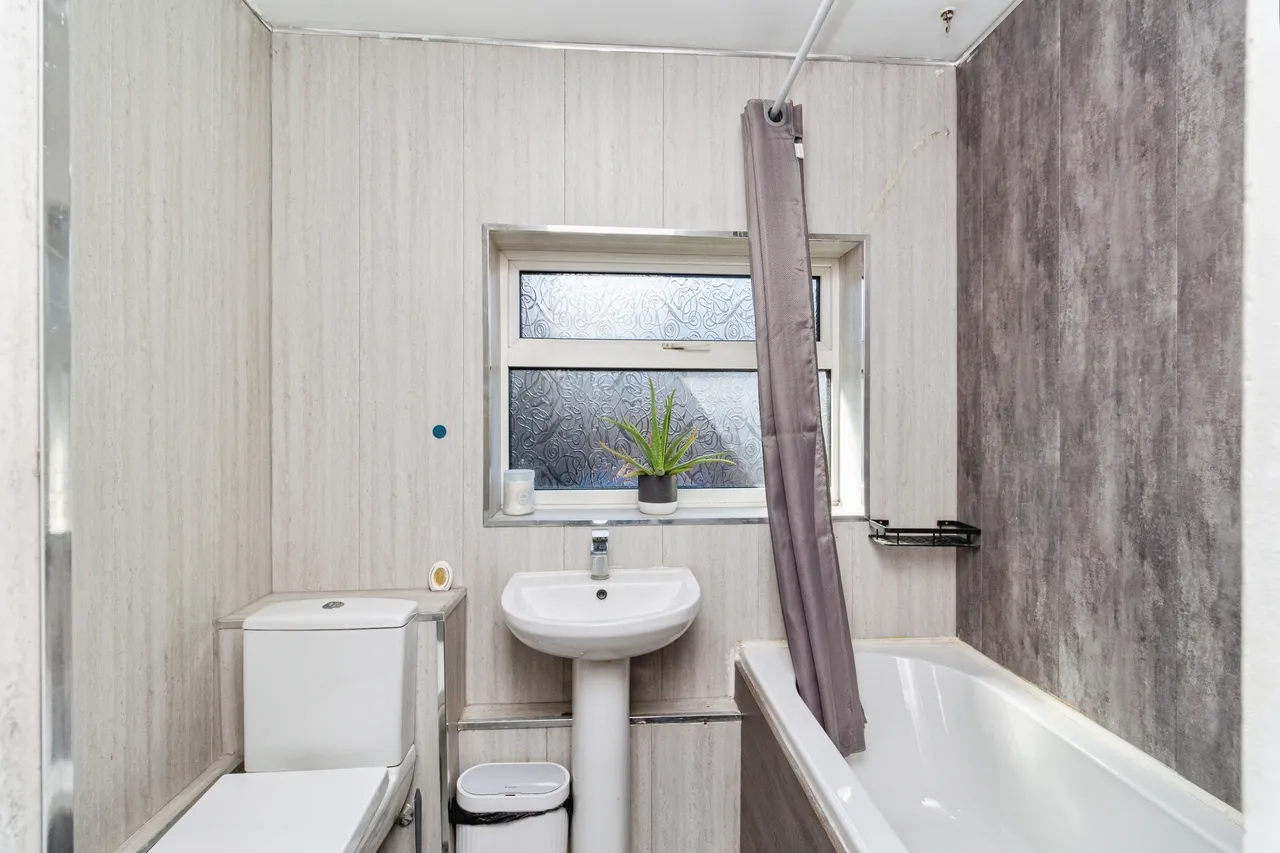 Barlstone Avenue, Stoke-On-Trent, ST11, photo 11