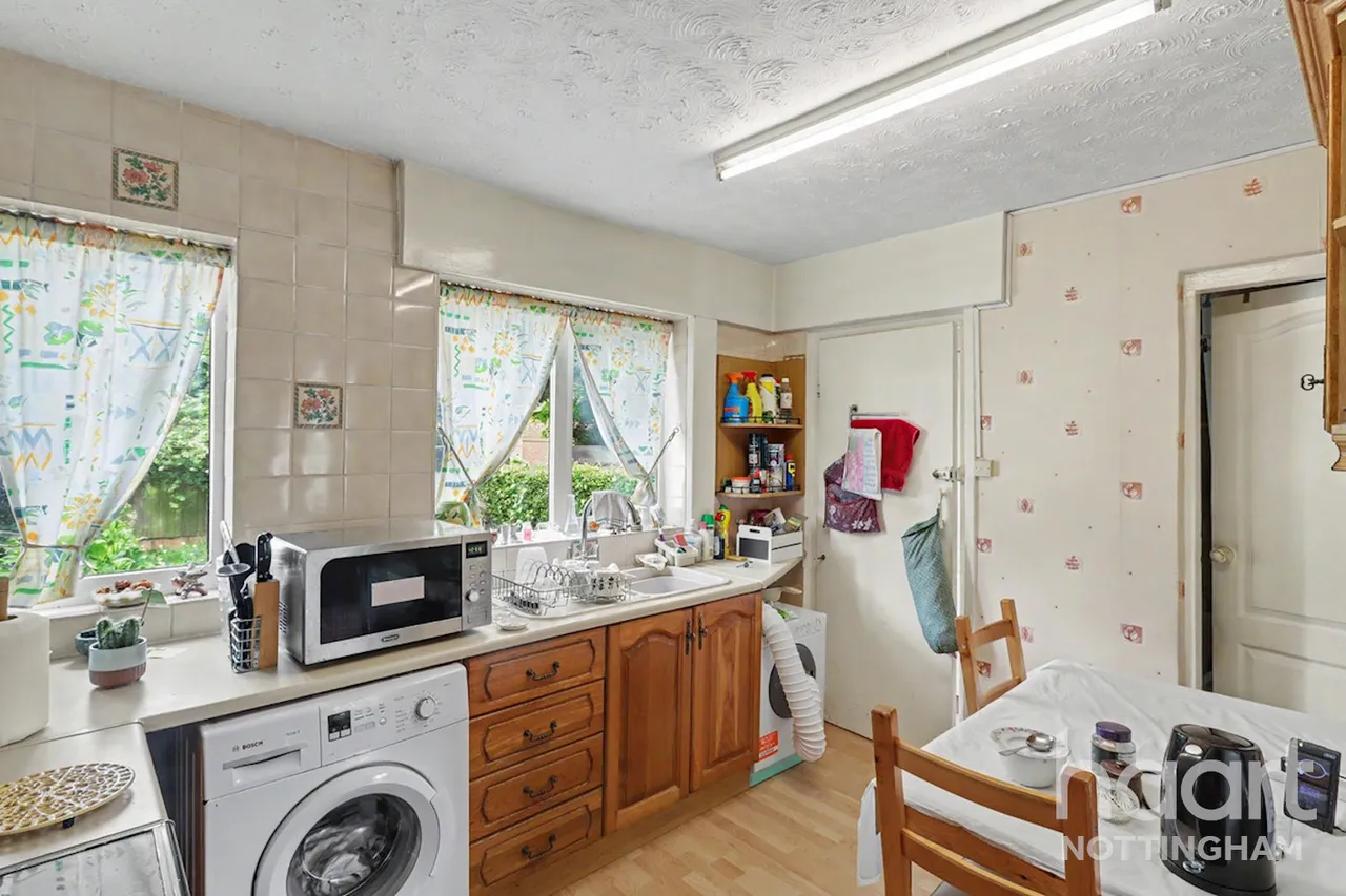 Minver Crescent, Nottingham, NG8, photo 3