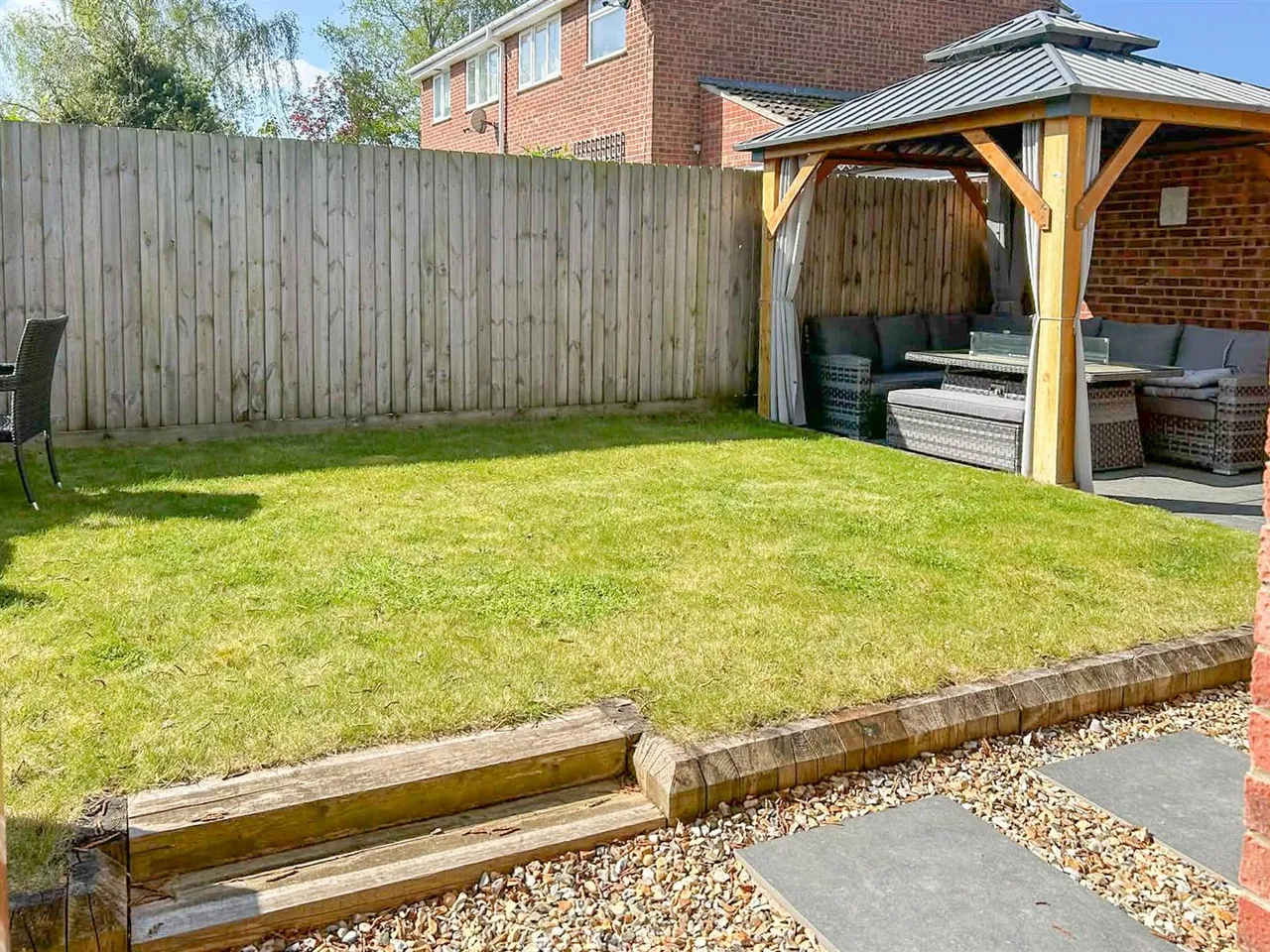 Honeysuckle Close, Red Lodge, IP28, photo 18