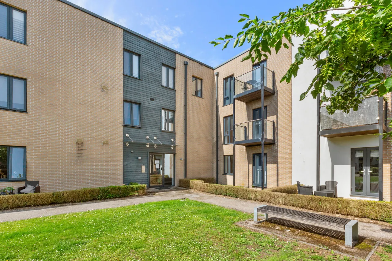 Latimer House Angus Court, Thame, OX9, photo 12