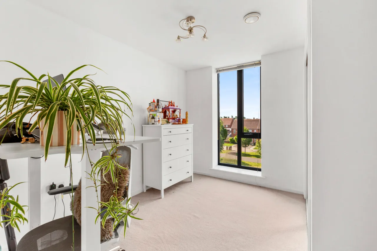 Latimer House Angus Court, Thame, OX9, photo 8