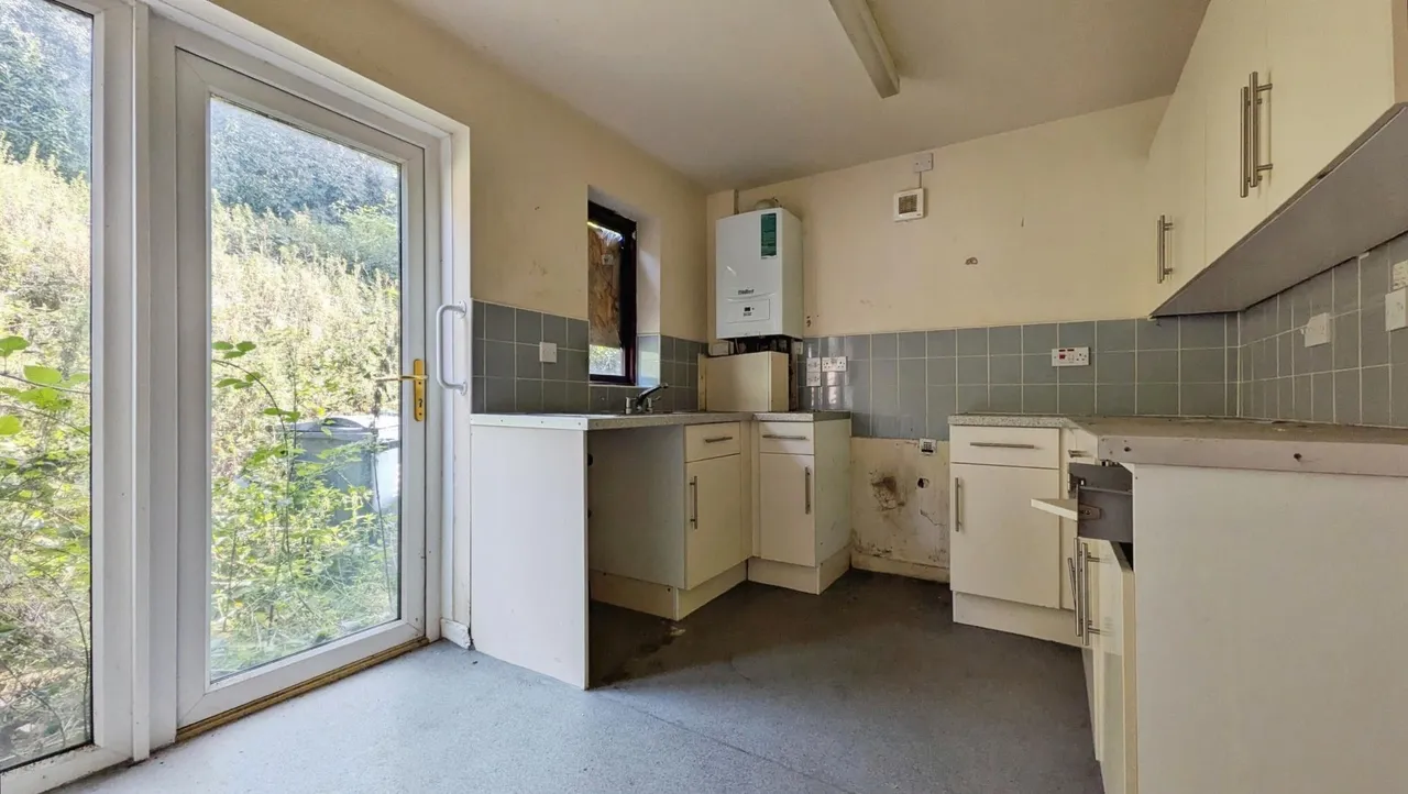 Bottomfield Close, Derker, OL1, photo 5