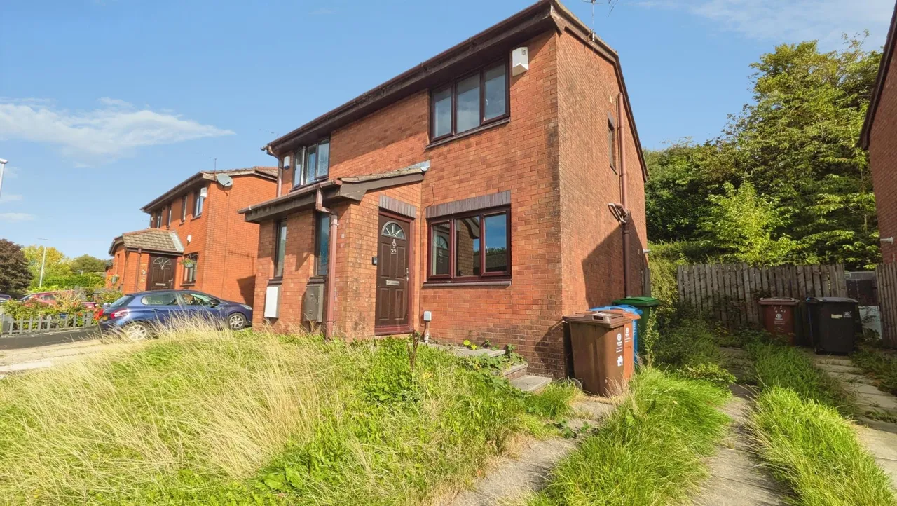 2 bed house for sale, Bottomfield Close, Derker, OL1