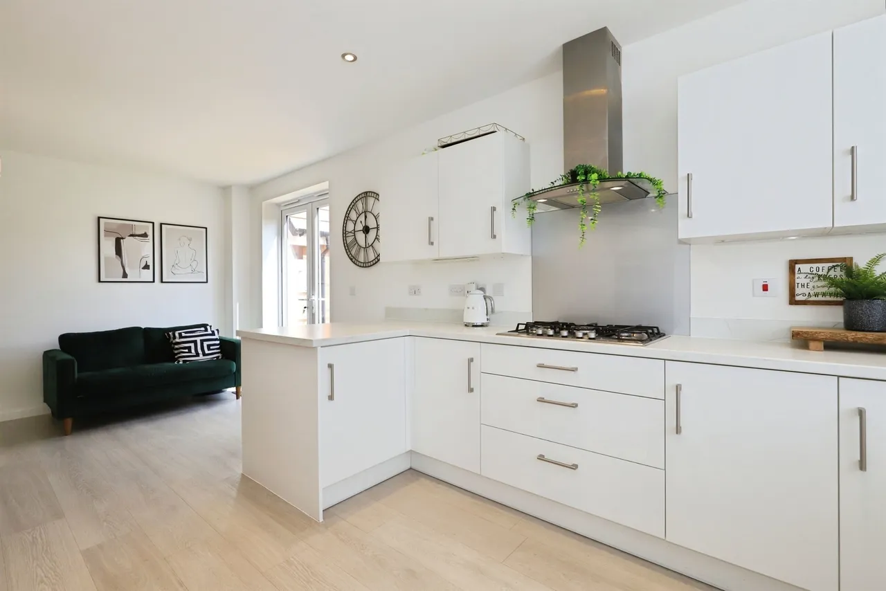 Hornbeam Way, Essington, WV11, photo 18