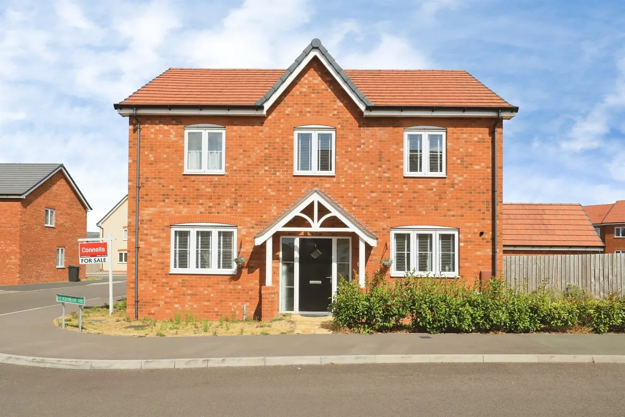 Hornbeam Way, Essington, WV11, photo 19