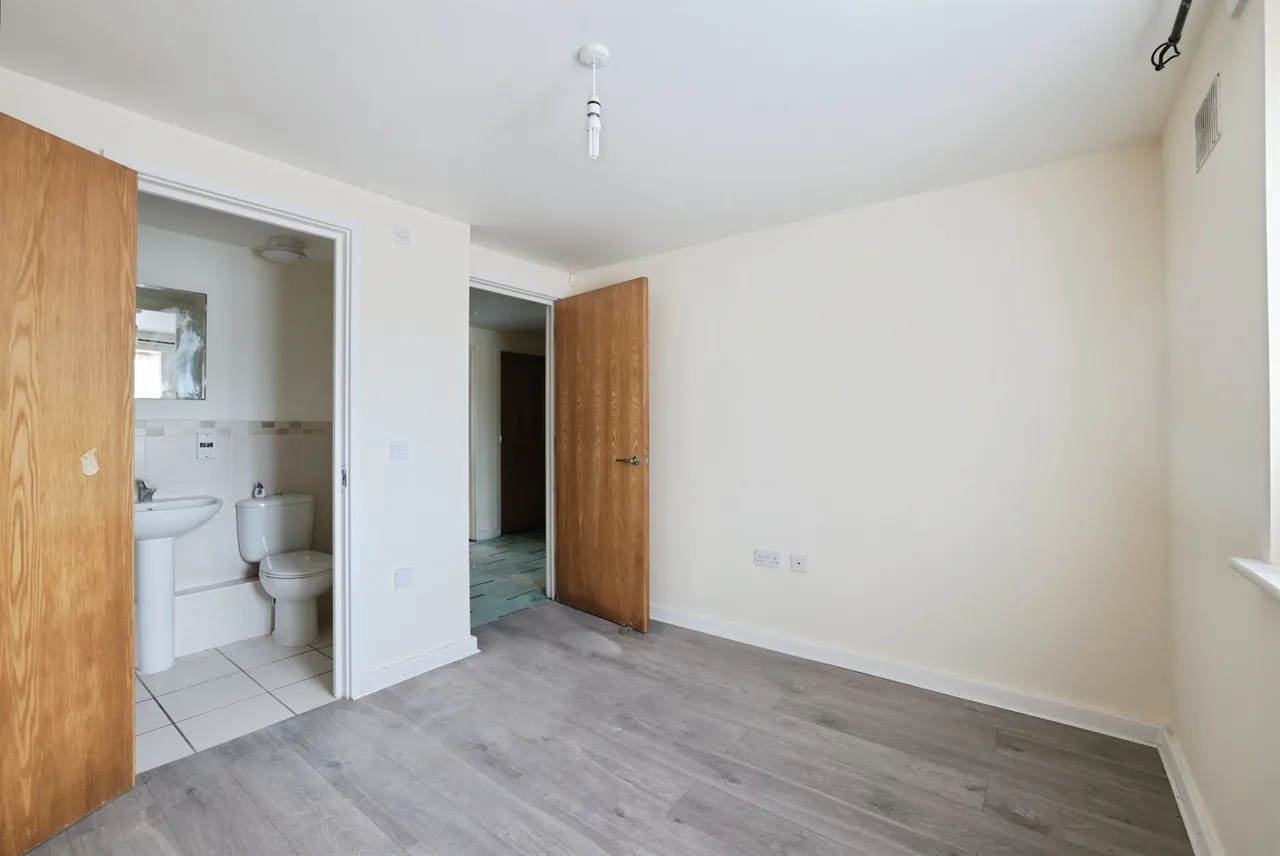 Tadros Court, High Wycombe, HP13, photo 8