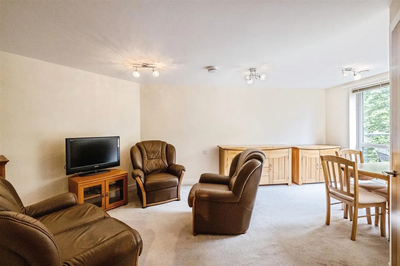 Crown Avenue, Inverness, IV2, photo 2