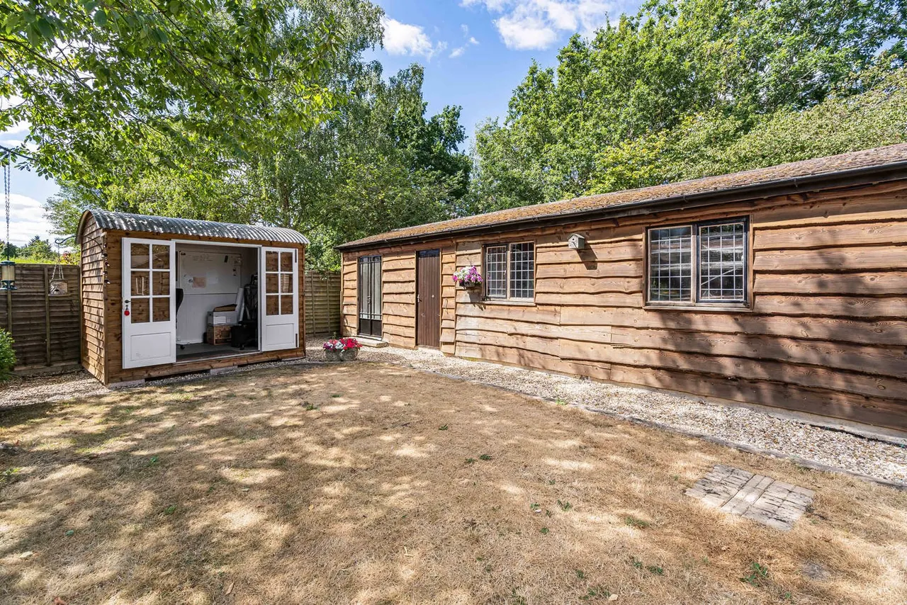 Tongham Road, Runfold, GU10, photo 13