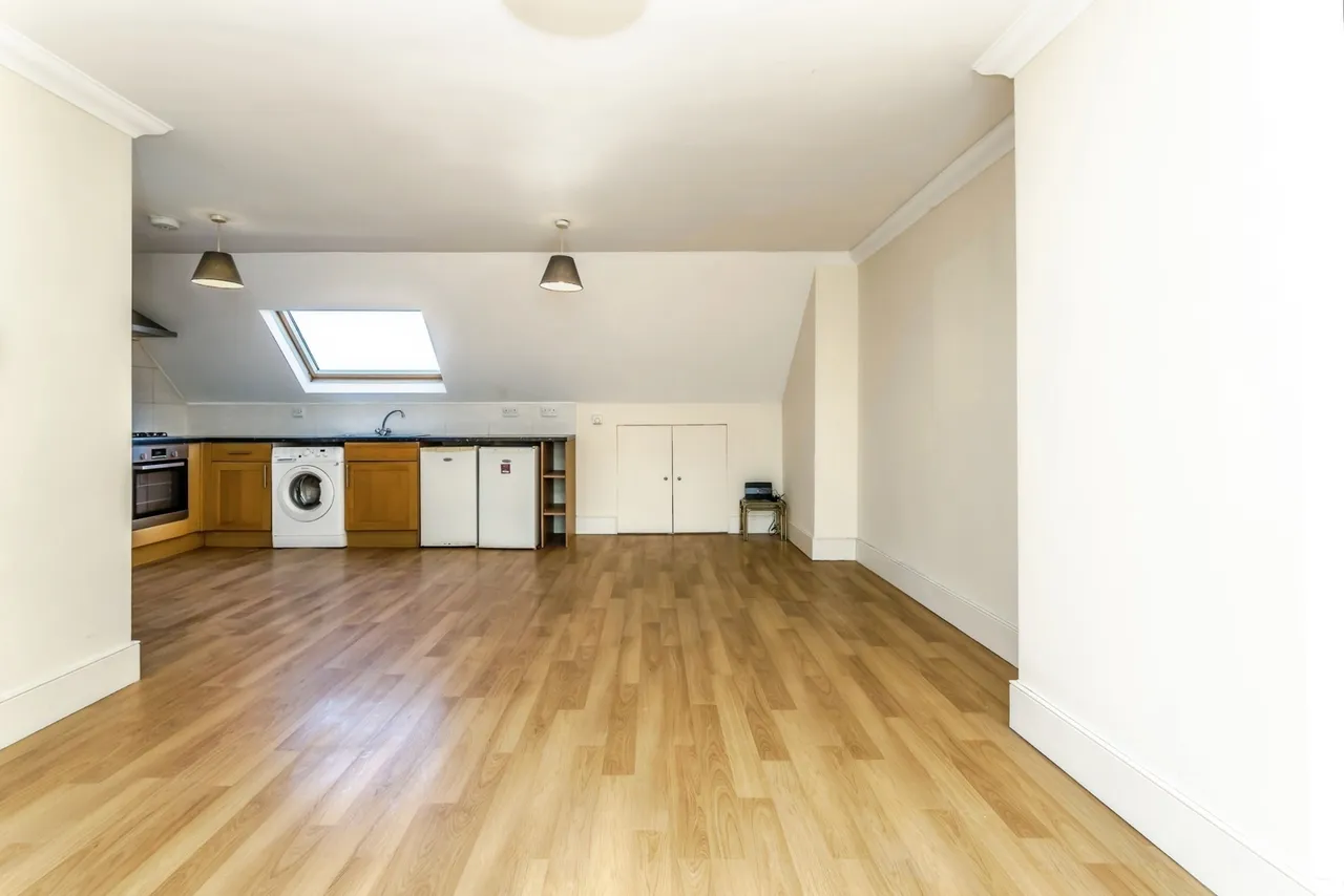 Ardfern Avenue, London, SW16, photo 4