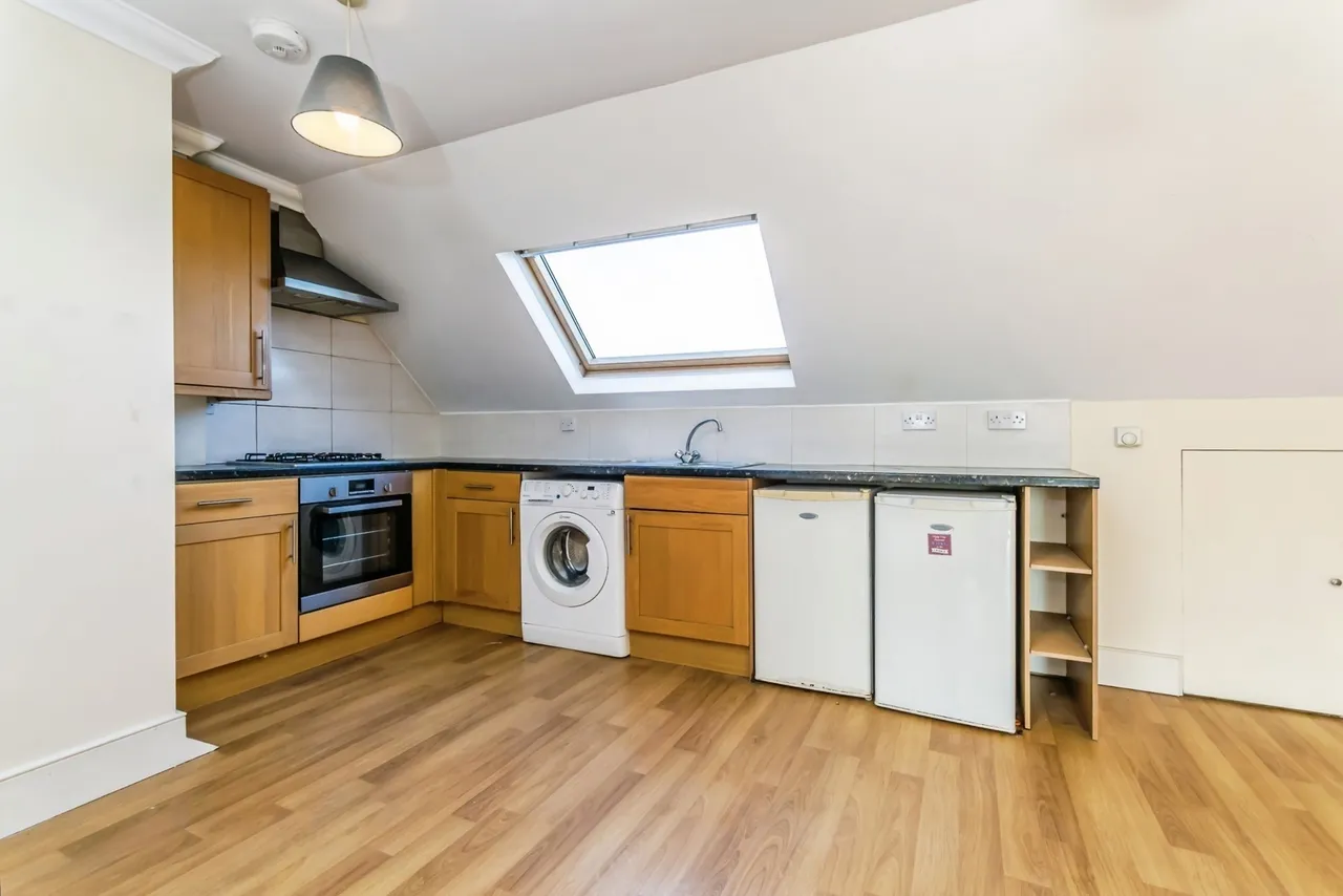 Ardfern Avenue, London, SW16, photo 6