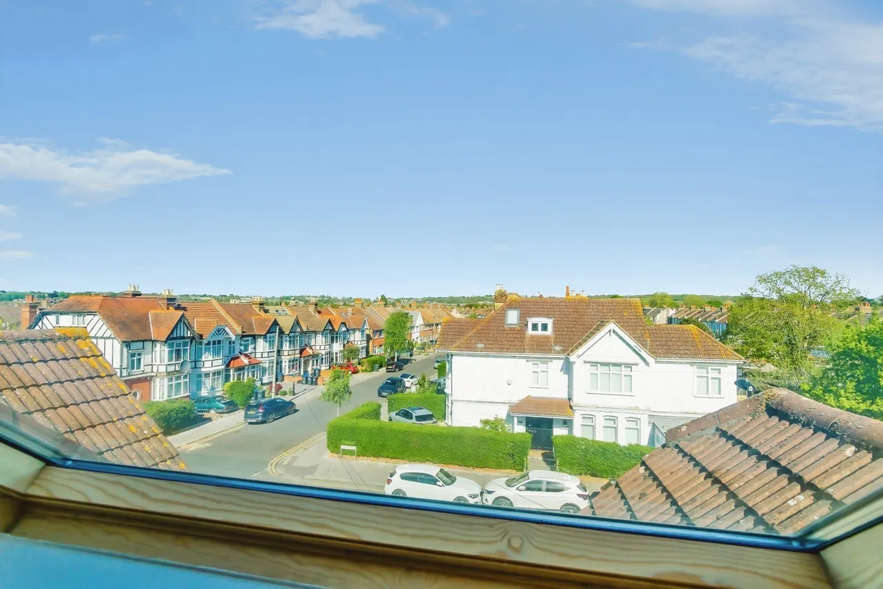 Ardfern Avenue, London, SW16, photo 12