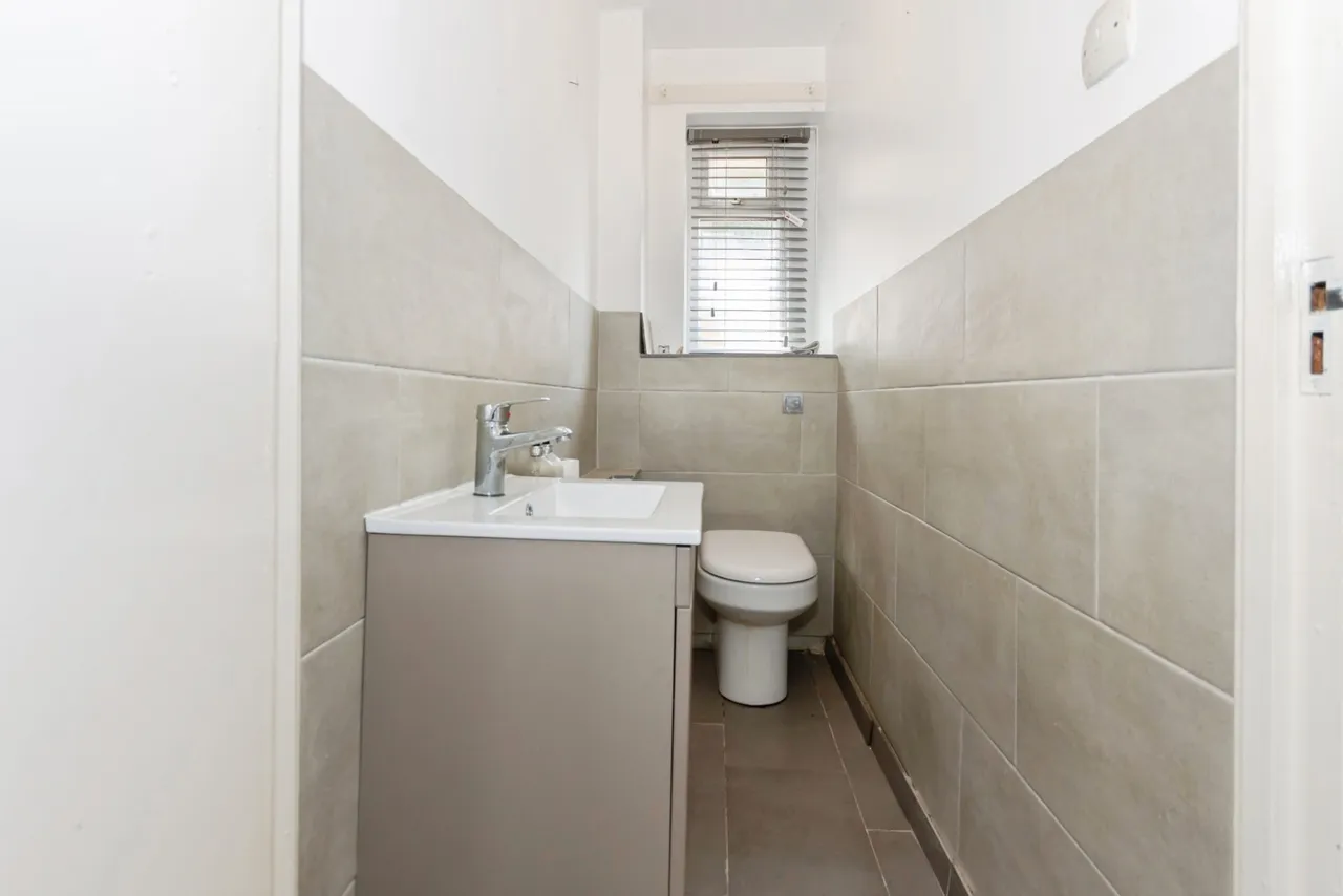 Masons Way, Solihull, West Midlands, B92, photo 7