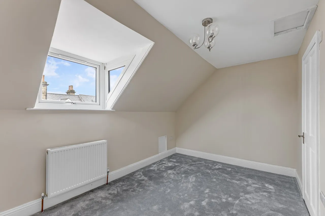 East Parade, Ilkley, LS29, photo 14