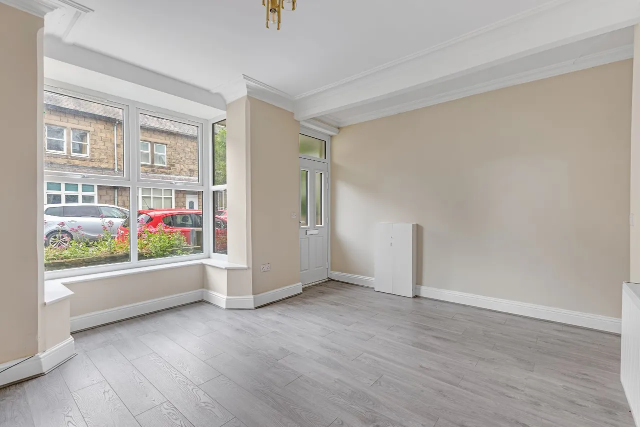 East Parade, Ilkley, LS29, photo 7