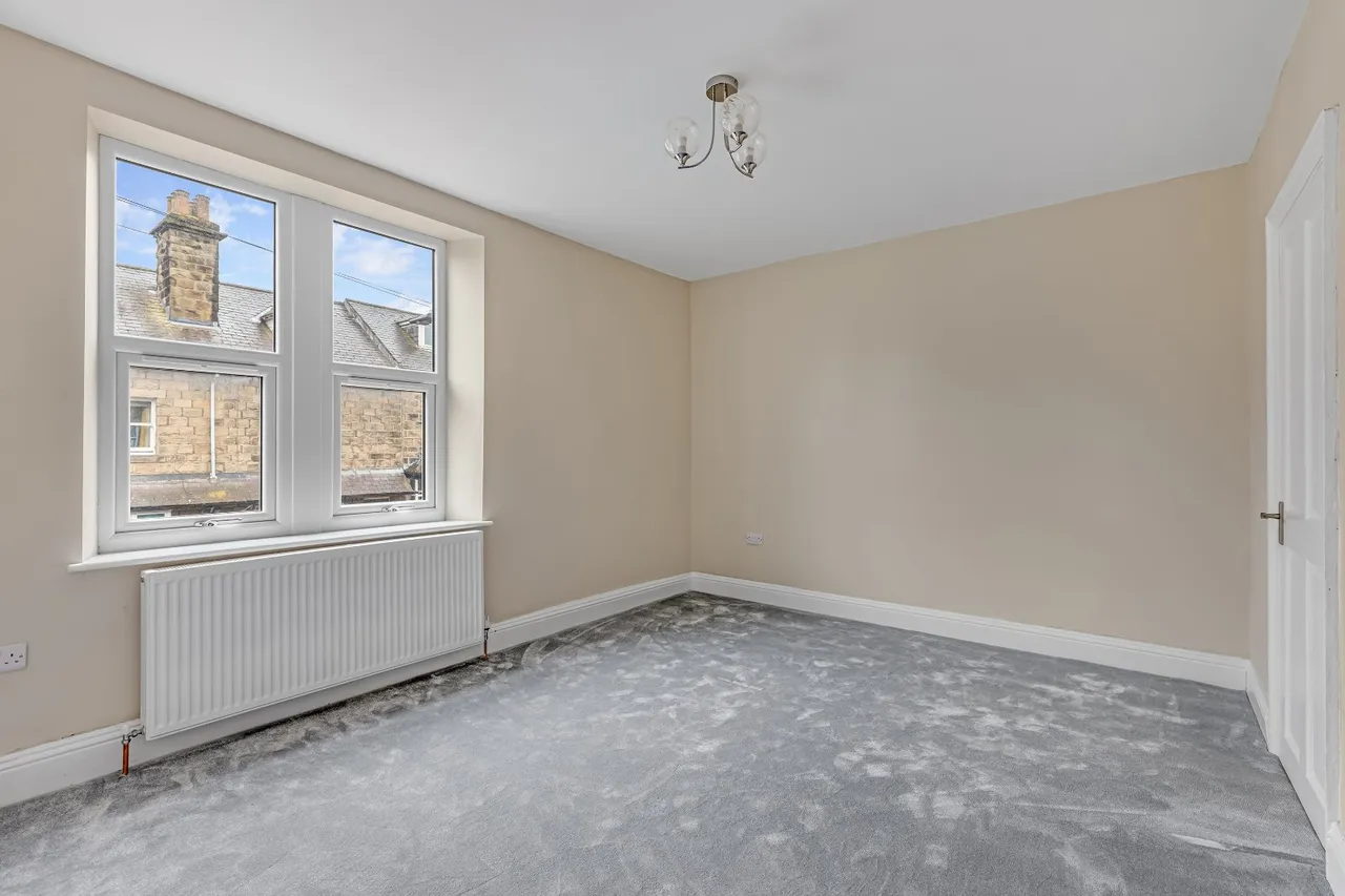 East Parade, Ilkley, LS29, photo 10