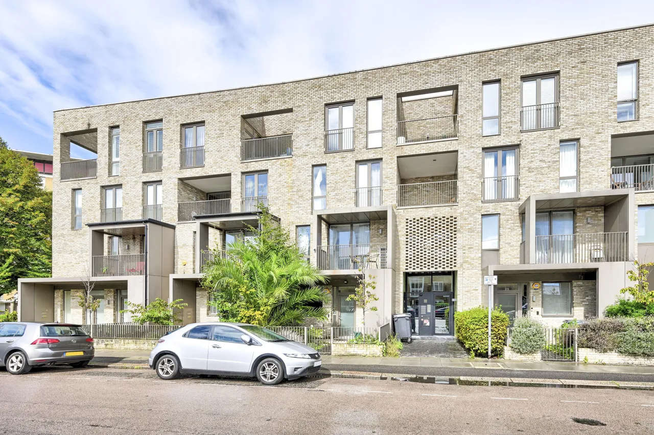 London, NW6, photo 25