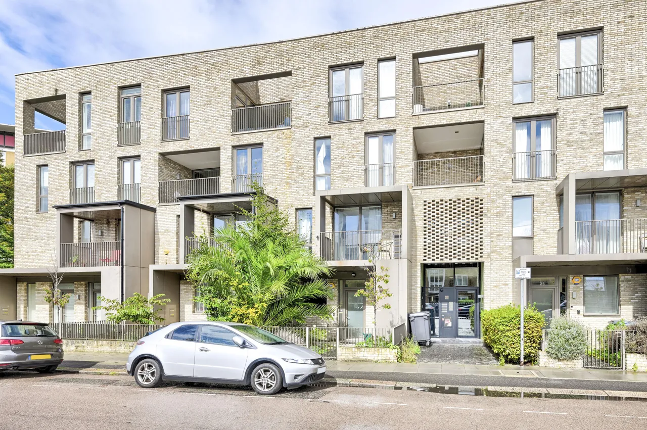 London, NW6, photo 26