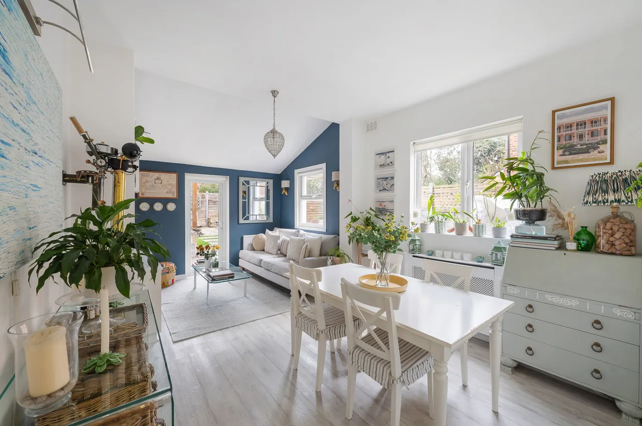 2 bed flat to rent, Gleneldon Road, London, SW16