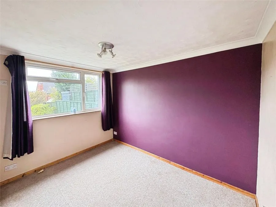Sylvan Avenue, East Cowes, PO32, photo 9