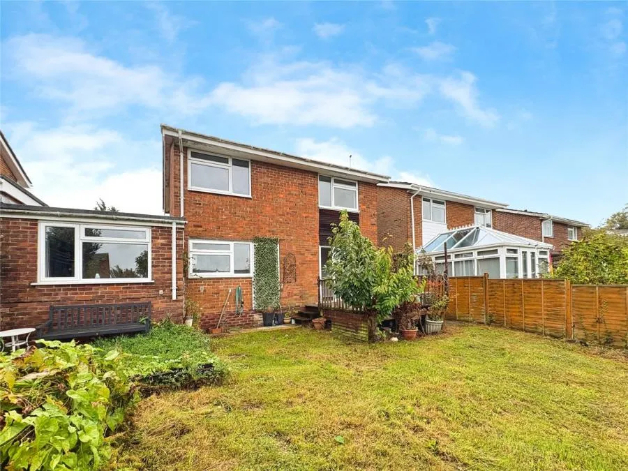 Sylvan Avenue, East Cowes, PO32, photo 2
