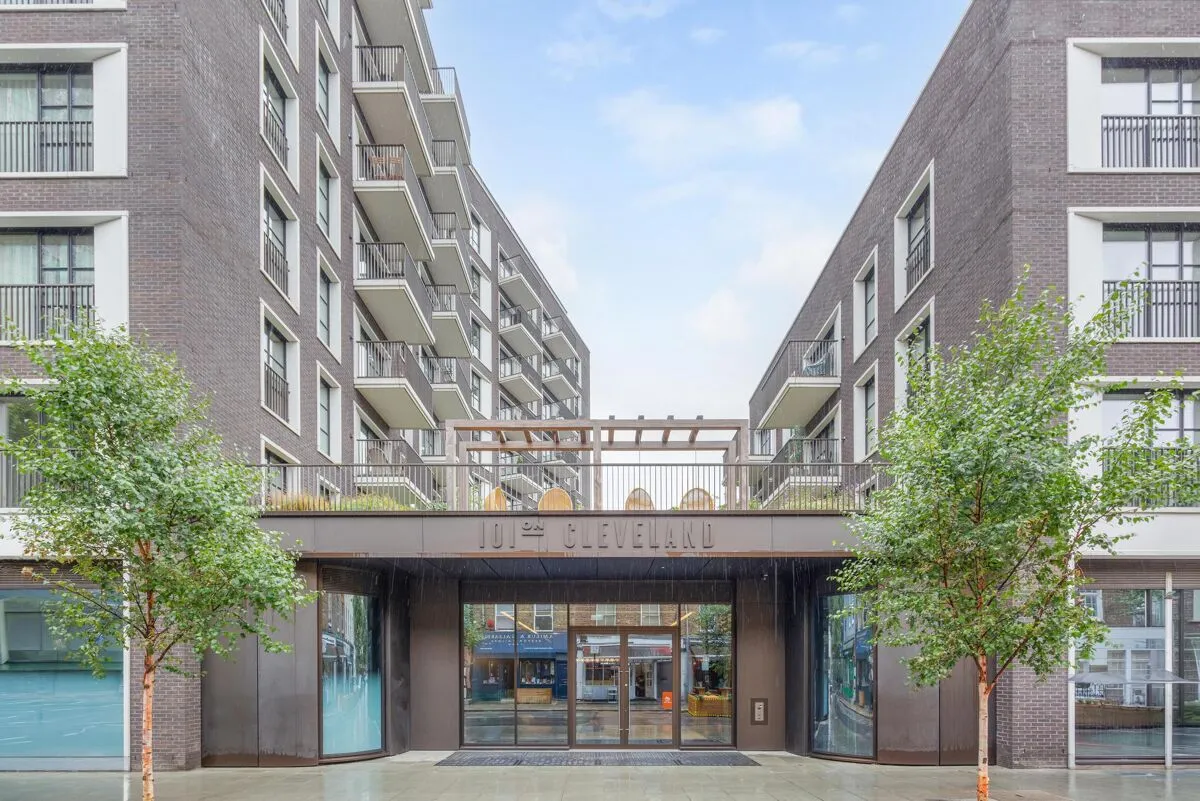 2 bed flat for sale, Cleveland Street, London, W1T