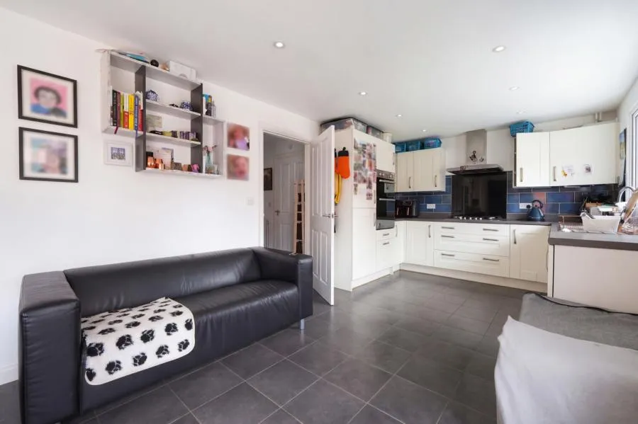 Dacey Drive, Upper Heyford, OX25, photo 6
