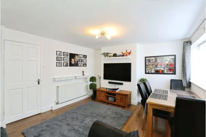 Goldenhill Road, Stoke On Trent, photo 2