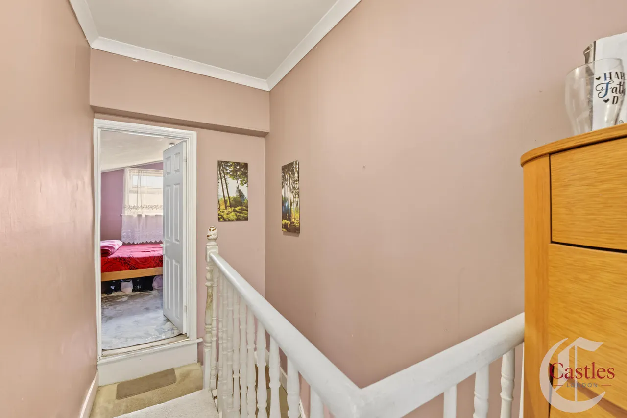 Croyland Road, London, N9, photo 8
