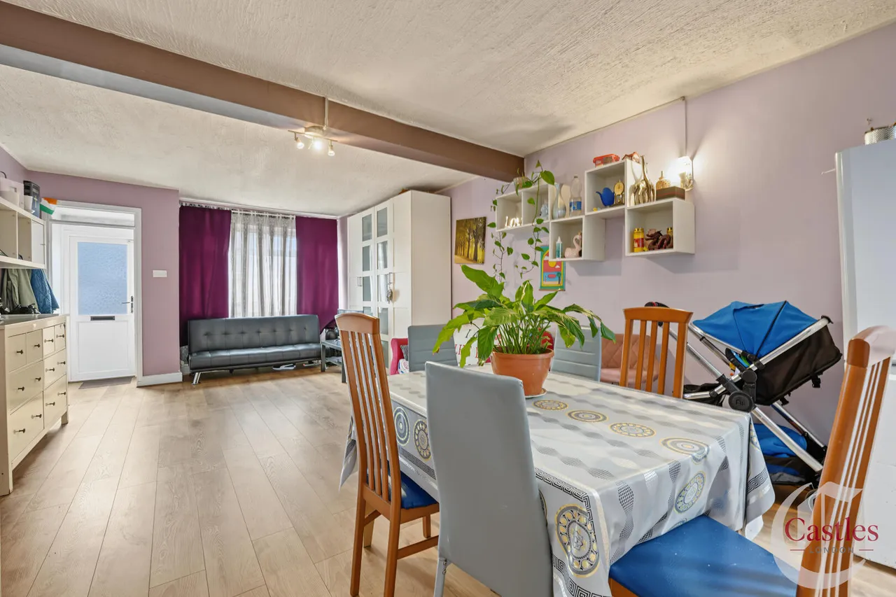 Croyland Road, London, N9, photo 6