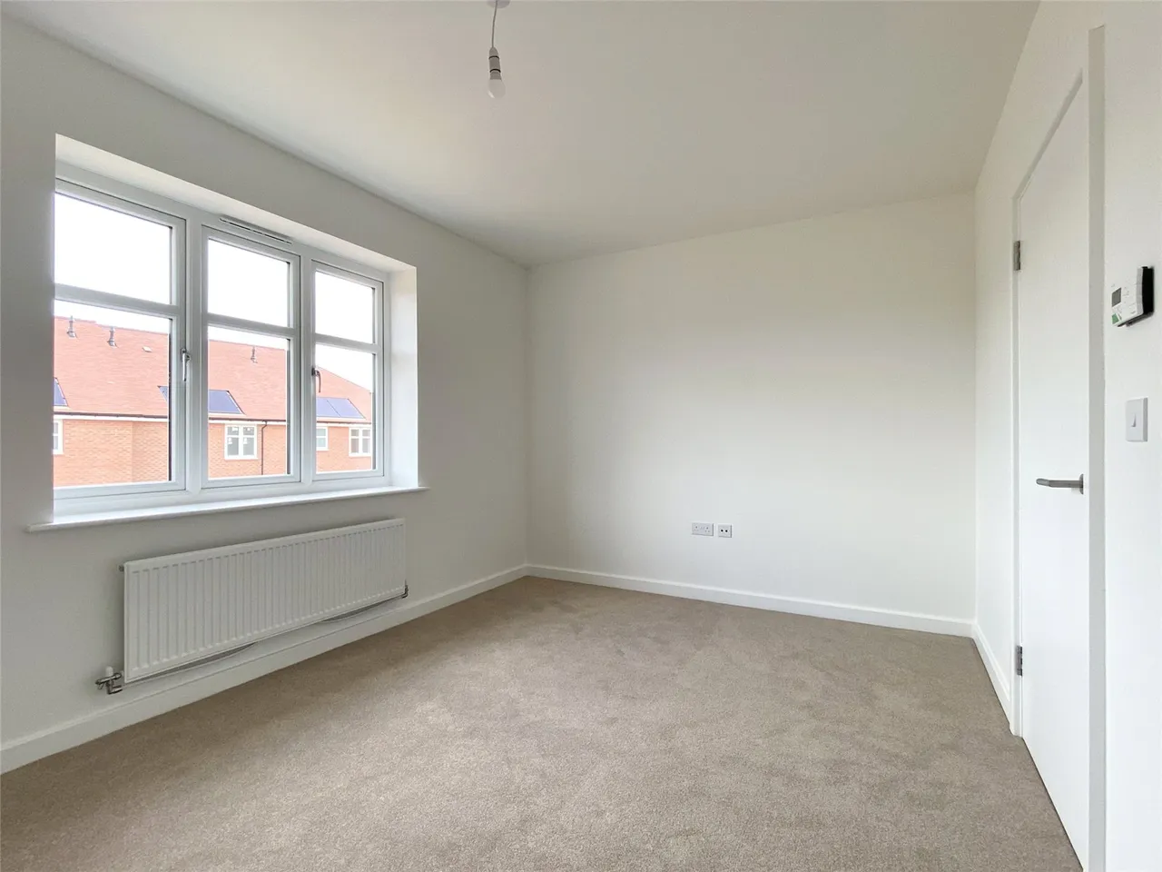 Spinner Avenue, Cranleigh, Surrey, GU6 8ZD, photo 6