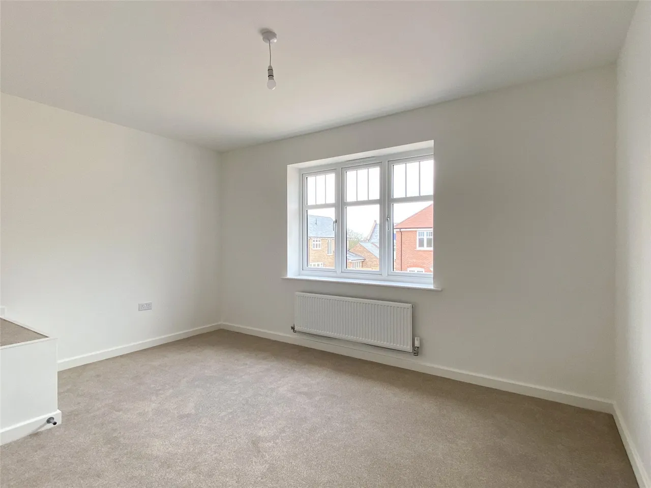 Spinner Avenue, Cranleigh, Surrey, GU6 8ZD, photo 5