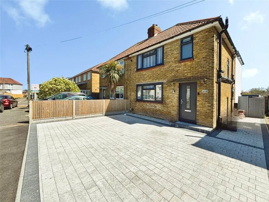 3 bed house for sale — Lydia Road, Walmer, Kent, CT14