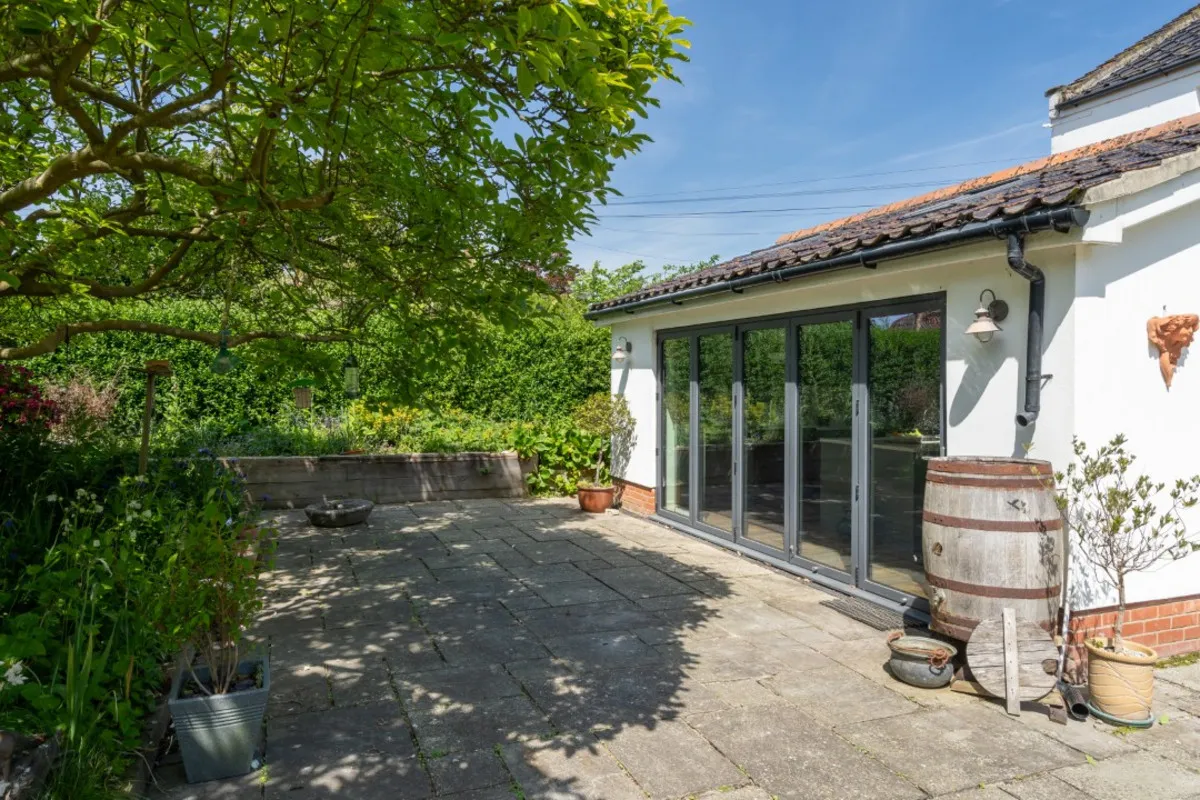 Aylsham Road, North Walsham, photo 21