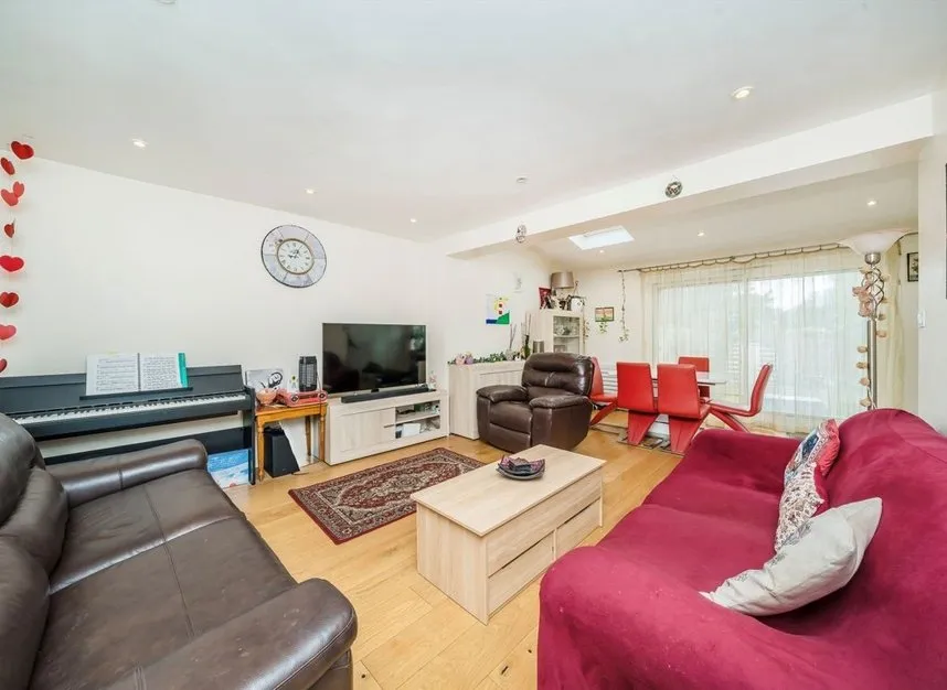 Hill Crescent, Surbiton, KT5, photo 2