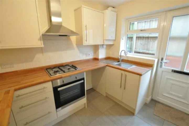 1 bed house to rent — Collin Street, UTTOXETER