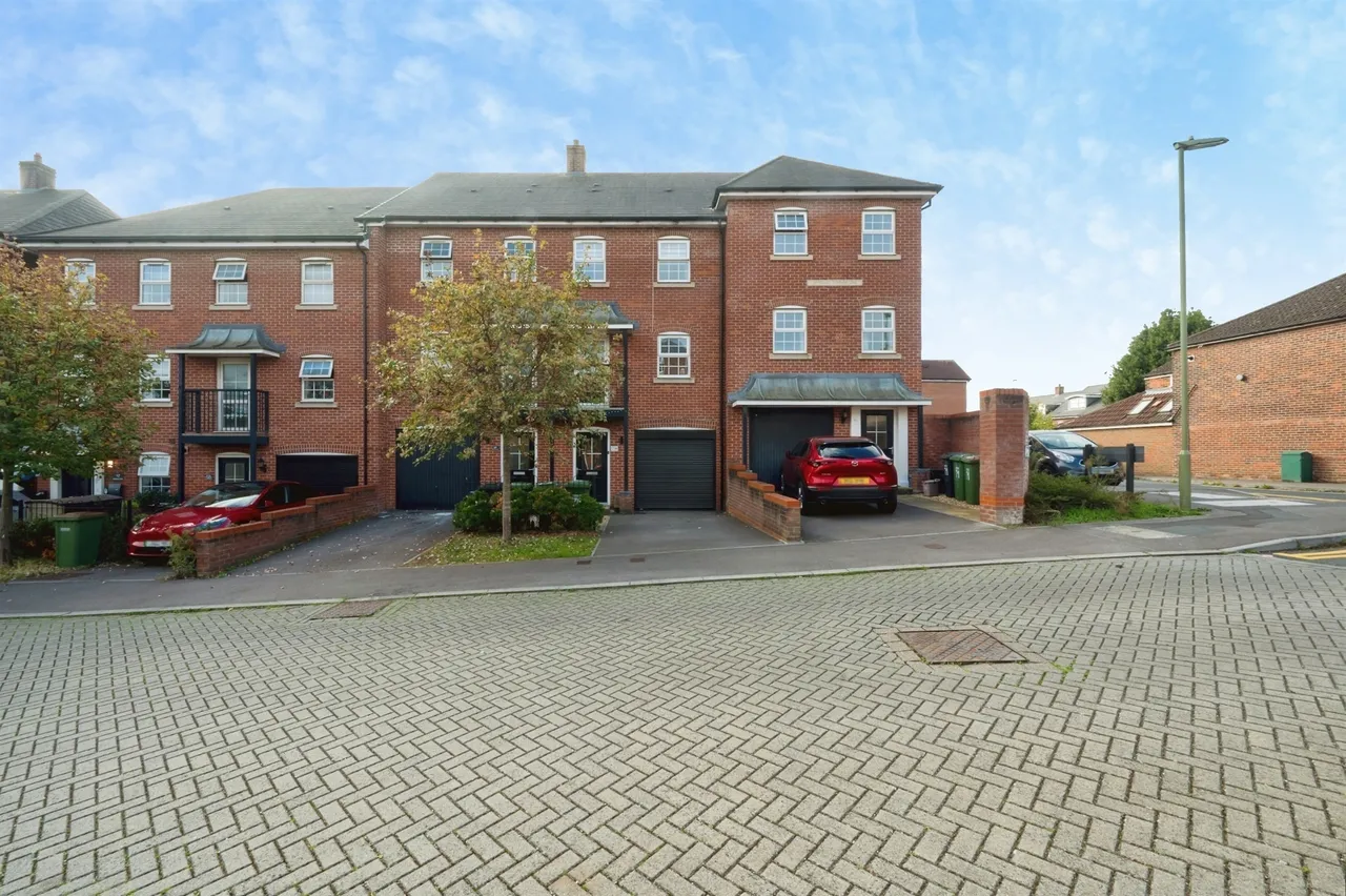 Ashton Gardens, Eastleigh, SO50, photo 23